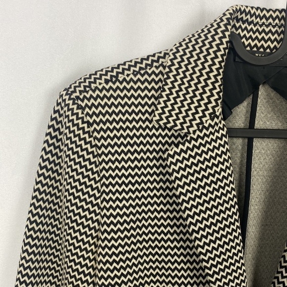 Maxmara Weekend MaxMara Black and White Chevron Blazer - Size Medium - Picture 5 of 15